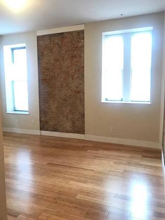 $1,200 / 1br - 875ft2 - High-End, Remodeled Apartment #202 (E. Walnut Hills)63974612378754124