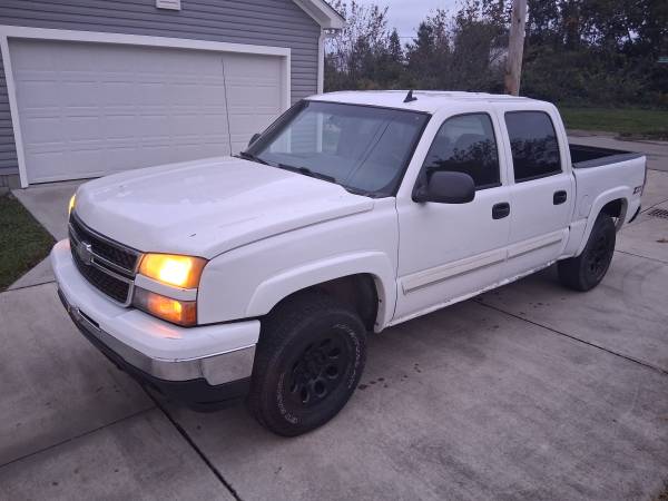 2006 Chevrolet Silverado Crew Cab