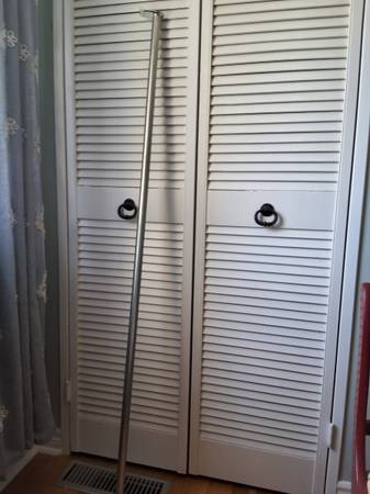 Curtain rod 1