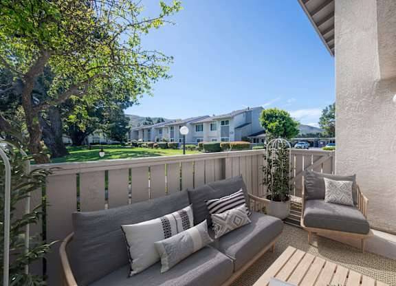 $2,500 / 2br - 1015ft2 - Coastal Living Made Easy – Poolside & Pet Friendly 🐾 (113 S U St, Lompoc, CA)63695988818433120