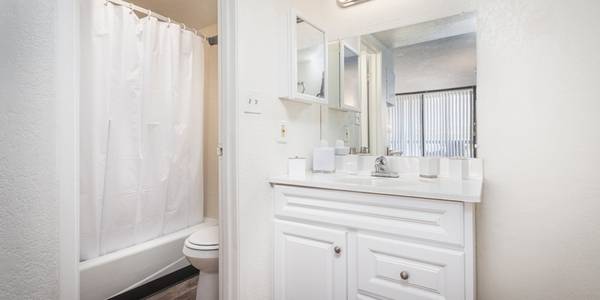 $314 Studio 1BA, AC Included, Furnished Apartments Available63992636749443122