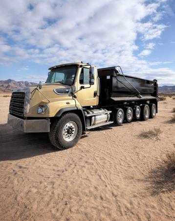 New Build 2014 Freightliner 16 Wheeler Dump Truck 1