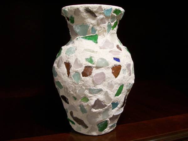 HANDCRAFTED LAKE HURON BEACH GLASS VASE 1