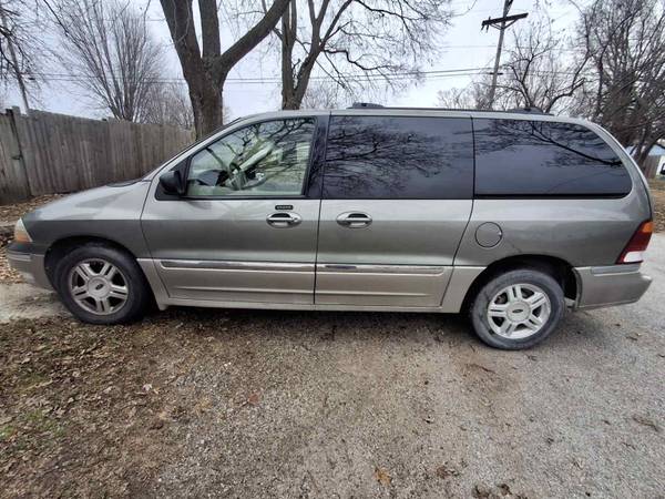 2003 Ford Windstar 1