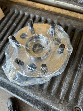 Wheel bearing 99 Chevy Tahoe 1