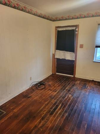 $950.00 / 3br - 218 Sycamore63894122014979122