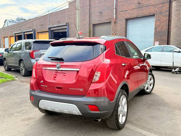 2015 Buick Encore AWD Turboalimentado 28 registros - $4,950 (Brooklyn)63470616924161123