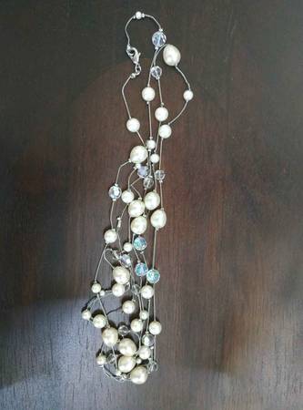 Pearl Wire Garland