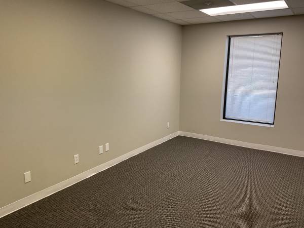 $660 / 220ft2 - Office Space for Lease, Suite 106 (Brentwood/Cool Springs)64053195537155120