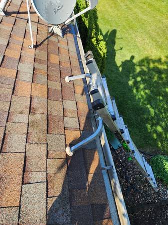 $100 Gutter Cleaning 1