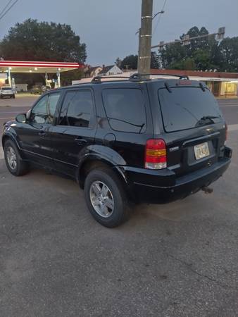 FORD ESCAPE - $2.995 (Cantón)63436065433859122