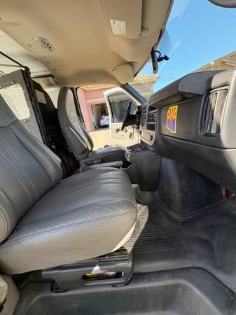 2013 Chevrolet EXPRESS 1500 - Photo 10