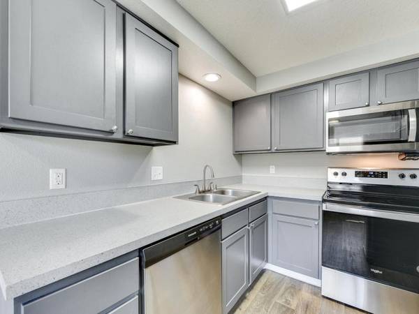 $1,449 / 1br - 850ft2 - Quiet, Clean and Peaceful. (Hazel Dell)63672600853889121