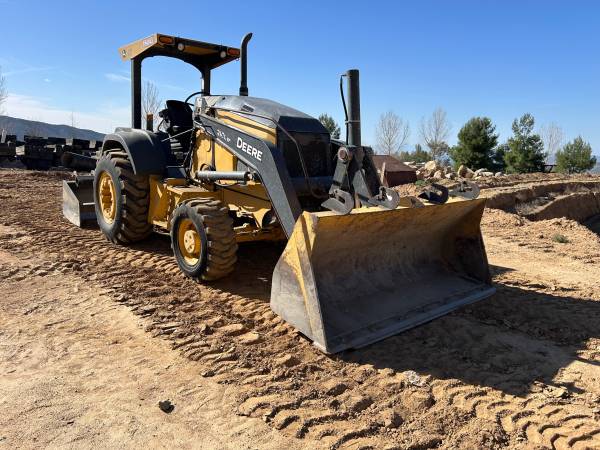 2016 JOHN DEERE 210L EP LOADER • EXCELLENT CONDITION • READY TO WORK 1