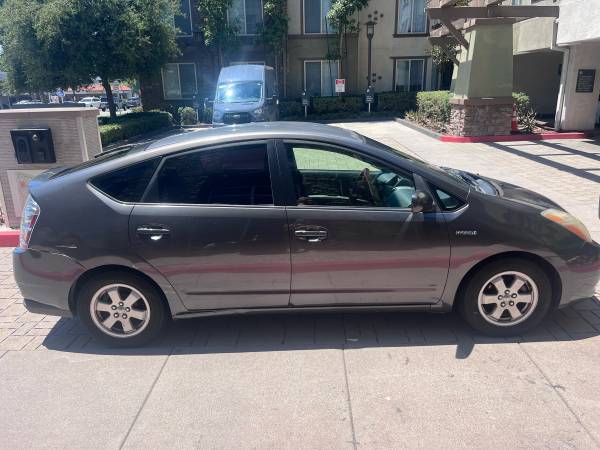 2007 Toyota Prius – 133k Miles – Drives Perfect – $4,000 (Los Angeles) - $4,00063436935865217122