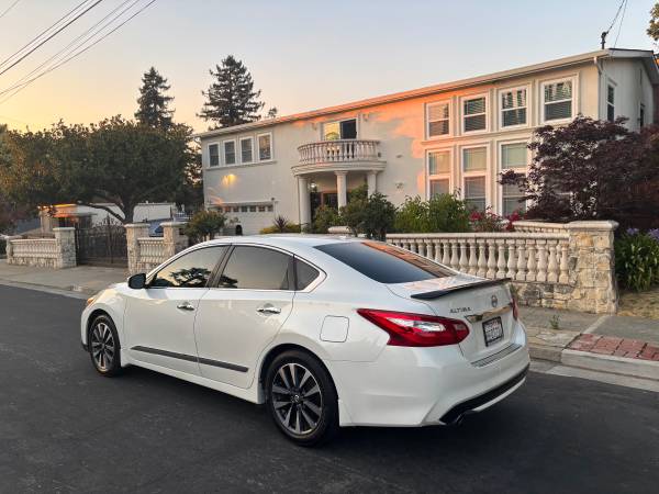 2017 Nissan Altima 2.5 SV - $6,90063470417209985121