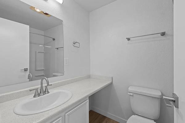 $1,175 / 1br - 480ft2 - Air Conditioning, High Speed Internet Access, Laundry Facility, Pool63794845808899122