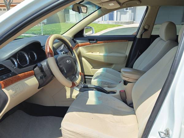 2009 Hyundai Sonata, Gas Saver - $3,70063437236441217124
