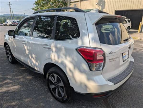 2017 Subaru Forester 2.5i Limited - $17,99063625151937155122