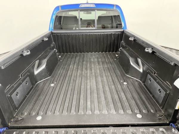 2017 Toyota Tacoma SR5 Double - Photo 14
