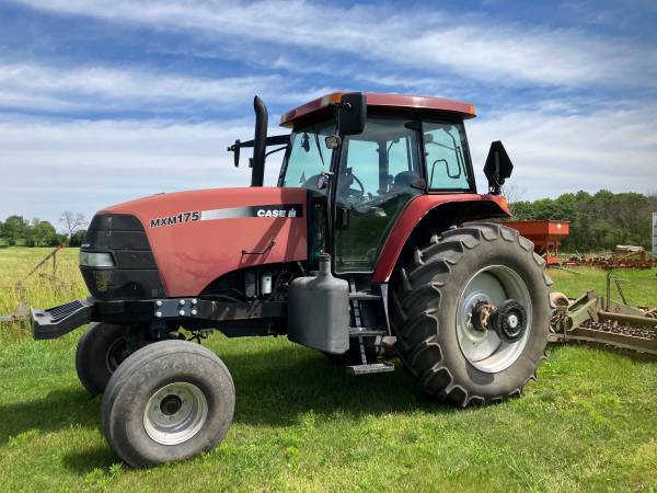 MXM175 Case IH Tractor 1