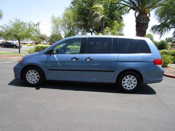 Odyssey Honda 2010 con 93k millas, bien mantenida, informe Carfax limpio - $8,900 (Stevenson Ranch)63624607636483123