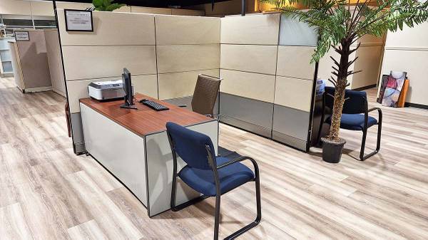 Fall Back Special $50.00 off monthly rate--Semi-Private Dedicated Desk 1