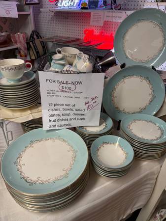 Just Reduced Homer Laughlin Dishes 12 place setting Gold Crown 1