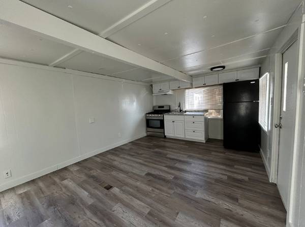 $1260.00 / 2br - 500 S Main St. Trailer #4, Springville, UT 8466364037556241026123