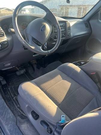 2003 Ford F150 Triton V8 - $2.250 (Hermiston)63436932719489123