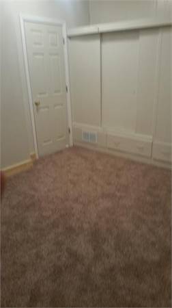$625 / 2br - 2 bdrm, 1 bath apt (Red Oak, IA)63681605822593123