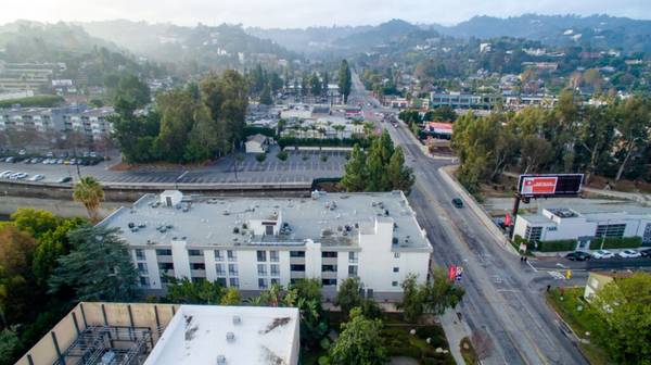 $2,980 / 2br - 1140ft2 - Walk-In Closets, Active Score: 73, Gas Range (Studio City)63953217446915121