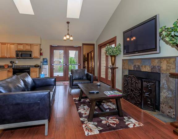 $1,895 / 2br - Short Commute to the City, State-of-the-Art Fitness Center | Tigard (Tigard)63999452572931124