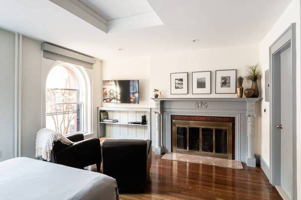 $1,900 / 600ft2 - Perfect Fenway Studio Close to All (Fenway)63802024744195122