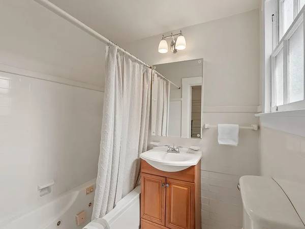 $8,500 / 5br - 5 bd / 5 ba home just minutes from downtown Redwood City (Redwood)63785452373251123