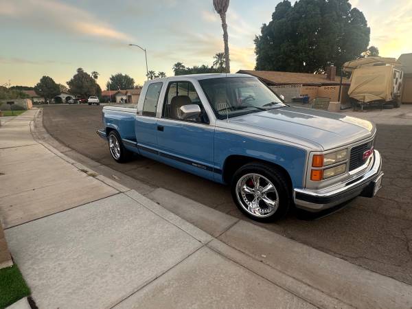 Classic 1994 gmc step side 1