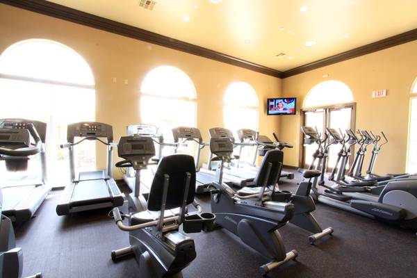 $545 / 4br - Come live the Difference - Palazzo (Fresno)64008333847171122