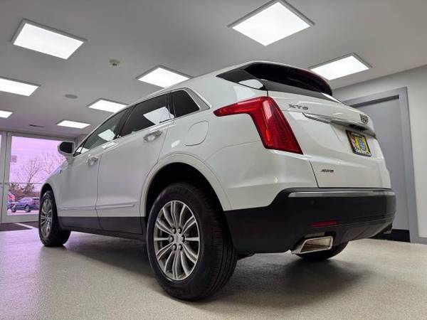 2017 Cadillac XT5 Luxury AWD - $16,995 (Streamwood, IL)63619054345603124