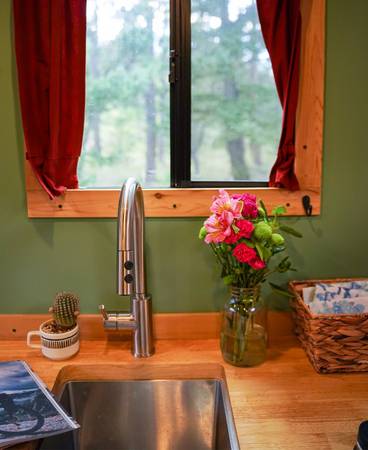 REDUCED Custom Flatbed Camper with - 01616 4hRiWYwrp91 0hq0li 600x450 