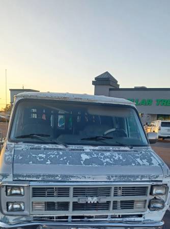 1990 Chevy G20 - $2,500 (35th Ave and Peoria)63612839417985120