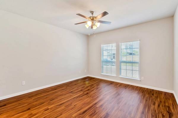 $2,100 / 4br - 2200ft2 - Forney Homes For Rent - 2nd Month Free Plus 1/2 off Deposit (Forney)63796375400707121