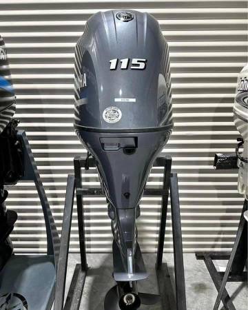 Slightly Used Yamaha 115HP 4 Stroke Outboard Motor Engine 1