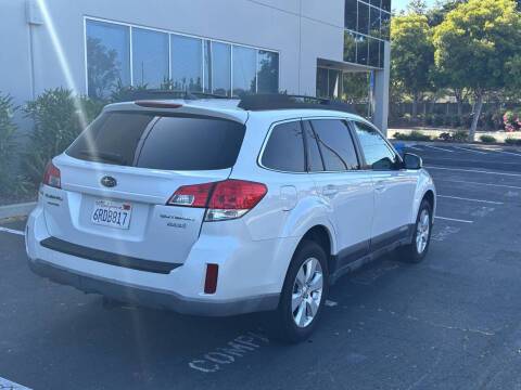 2011 Subaru Outback 2.5i Limited AWD 4puertas - $7,499 (fremont / union city / newark)63613843869569123