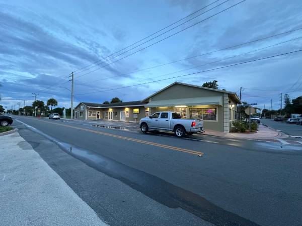 $1,400 / 525ft2 - office (Stuart)63799909532033123