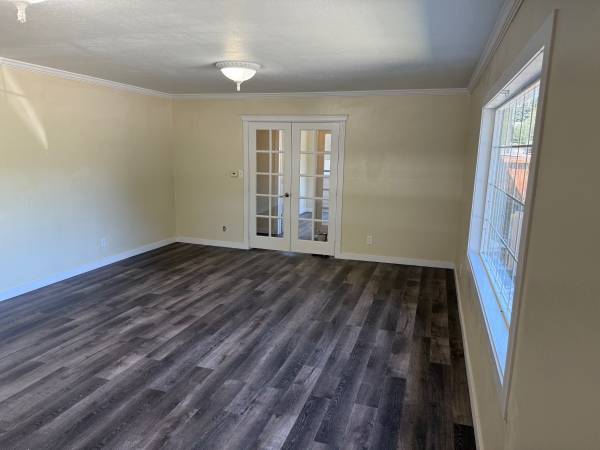 $599,500 / 7br - 3250ft2 - W VALLEY 3PLEX! OWNER TERMS POSSIBLE! NEW INTERIOR! BIG UNITS & LOT! (West Valley)64319759961090124