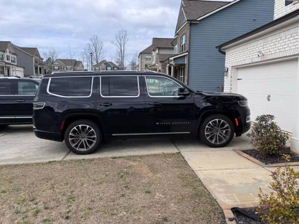 2024 Jeep Grand Wagoneer 4x4 4WD Series III Sport Utility 4D SUV - $87,000 (Auto Nova LLC)63620566863873123