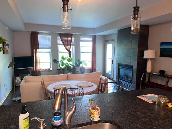 $2,995 / 2br - 1062ft2 - Hermoso condominio de dos habitaciones en el North Loop de Minneapolis (North Loop)63868697512321123