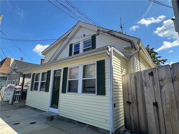 177 Boyden St, 1