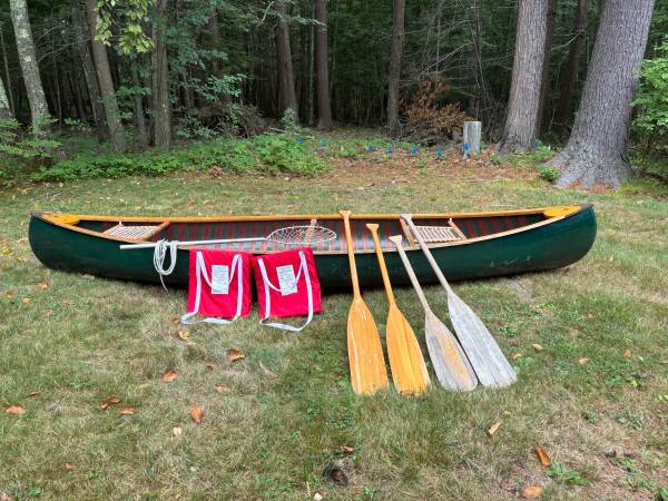 13ft Mansfield Canoe 1