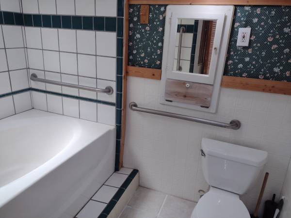 $1,700 / 1br - Studio Rental (santa rosa)63847325042051124